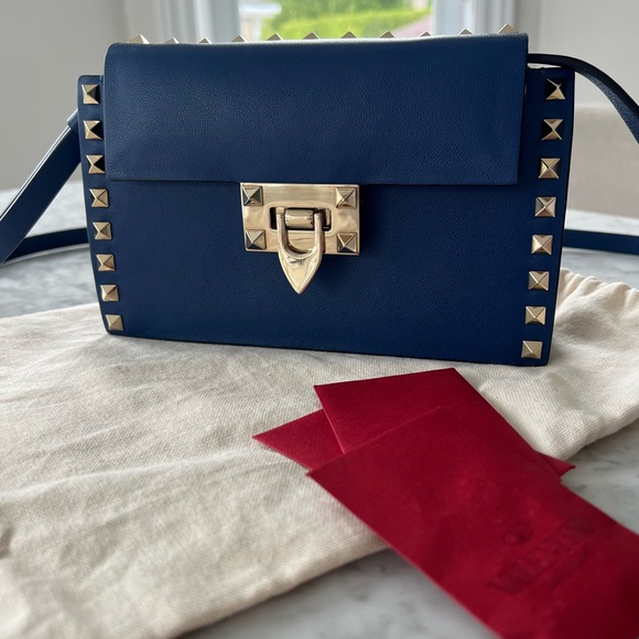 Valentino Garavani collection crossbody bag 100% AUTHENTIC - Picture 8 of 10